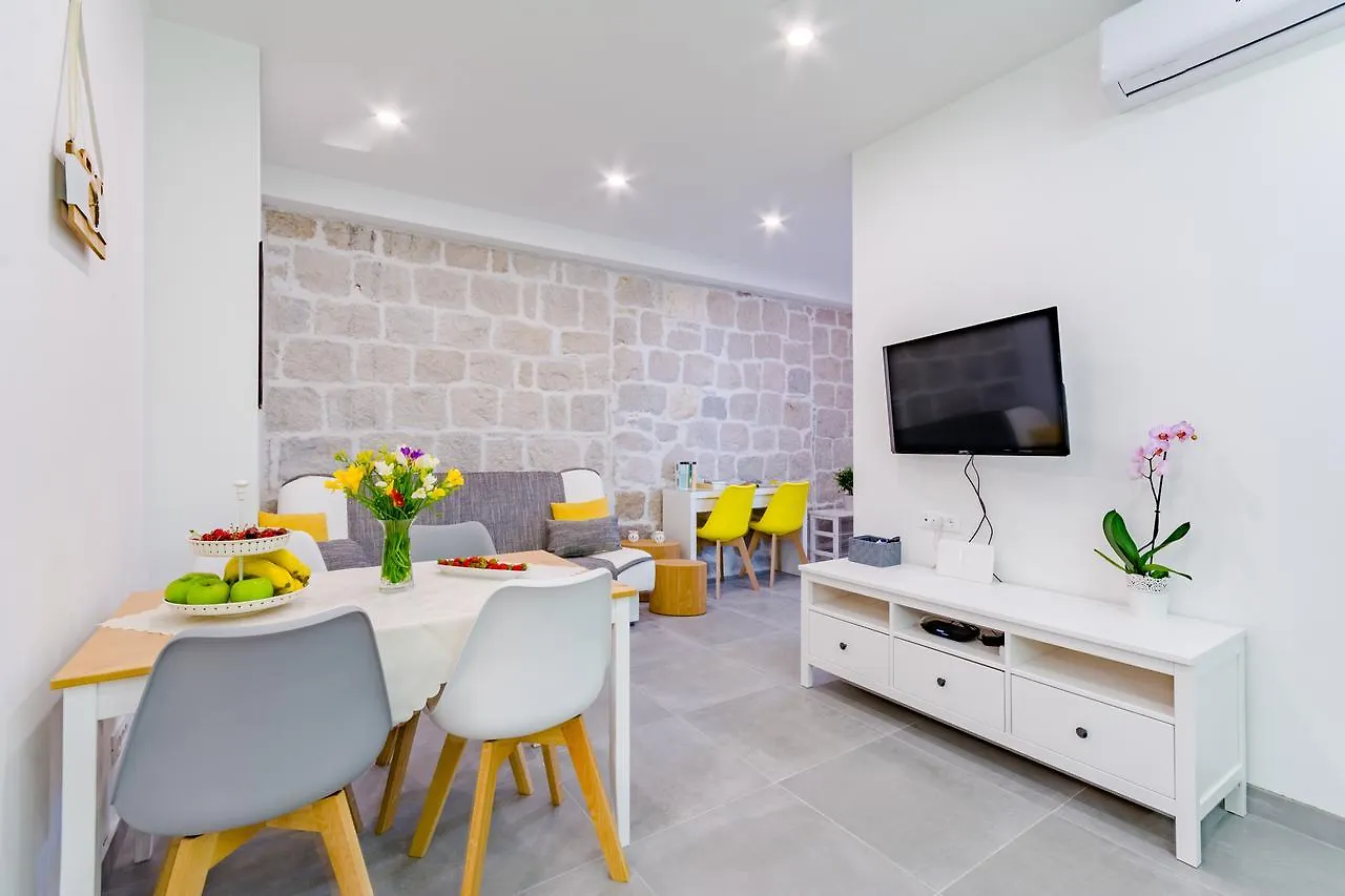 Apartment Mia 스플리트 0*,